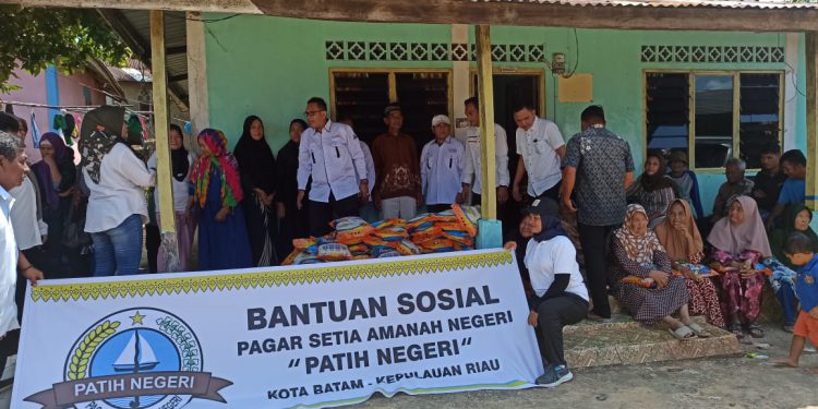 Organisasi PATIH NEGERI Gelar Baksos di Kampung Monggak dan Blongkeng, Rempang
