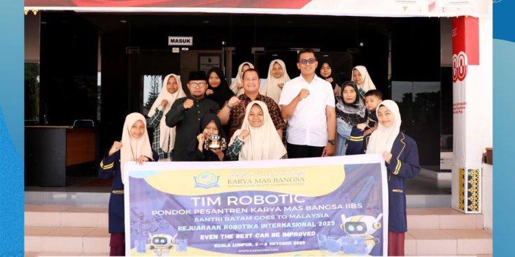 Wali Kota Batam Lepas Santri Pondok Pesantren Karya Mas Bangsa IIBS Ikuti Lomba Robotik Internasional di Malaysia