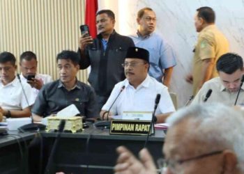 Cari Solusi Polemik Kantor Lurah Sukajadi, DPRD Kota Batam Gelar RDPU Lintas KomisiIsi