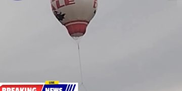 Manuver Developer Akali Reklame Lewat Balon Udara