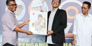 Ketua DPRD Kota Batam Dapat Apresiasi Tokoh Inspiratif