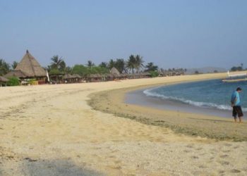 7 Pantai Lombok: Liburan Akhir Tahun Impian