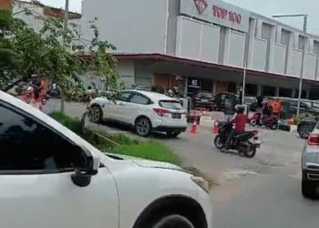 Pengusaha di Grand Niaga Mas Mengeluh Omzet Anjlok dan Akses Macet