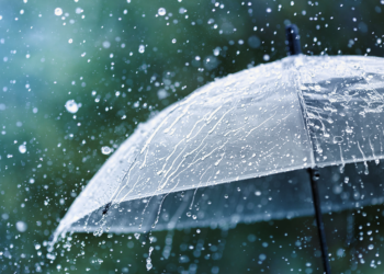 Hujan Ringan Merata di Maluku, Selasa 30 Desember 2025