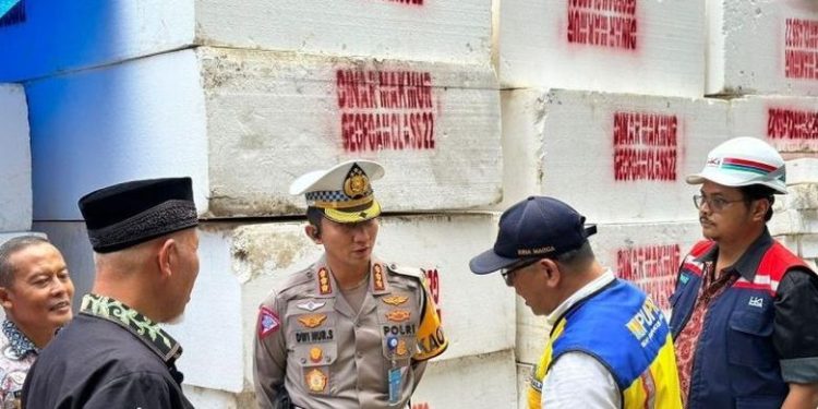 Mahyeldi Tegaskan Soal Pembongkaran Jalur KA Lembah Anai