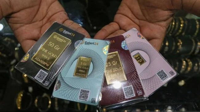 Harga emas Pegadaian hari ini 4 Januari 2026: Galeri24 dan UBS kompak turun, berikut rinciannya