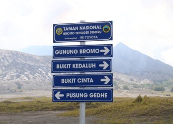 Toyota pasang rambu wisata di Bromo, permudah akses wisatawan