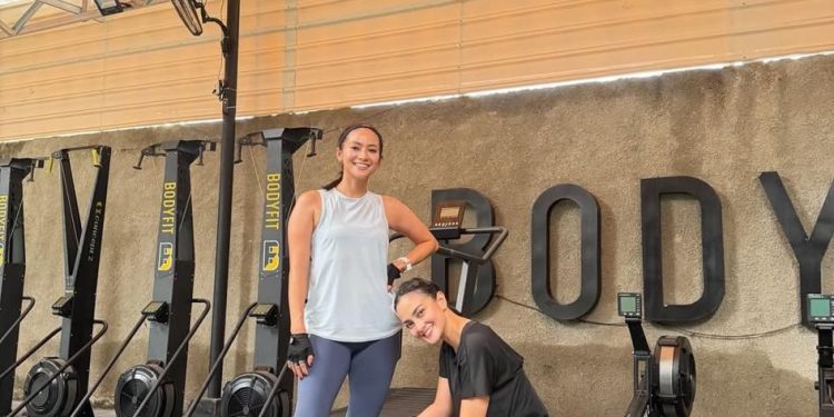 Ririn & Rini: Semangat Hyrox, Potret Antusias!