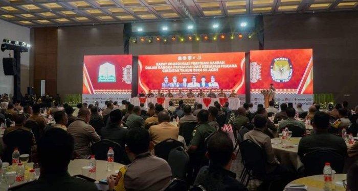 Bupati Aceh Timur pimpin rapat validasi data huntara