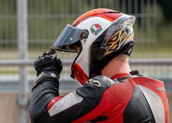 Mengapa Helm MotoGP Sempit? Ini Jawabannya