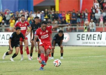 Gol Akhir Semen Padang: Persita Kalah, Pena Pertanyakan Wasit