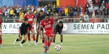Gol Akhir Semen Padang: Persita Kalah, Pena Pertanyakan Wasit